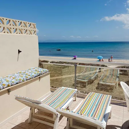 Pieds Dans L'eau * Hyeres